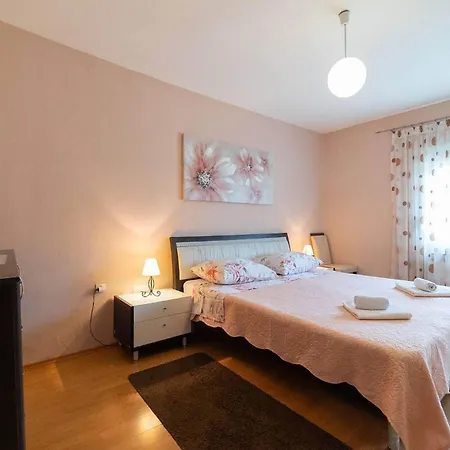Holiday home Stunning In Benkovac