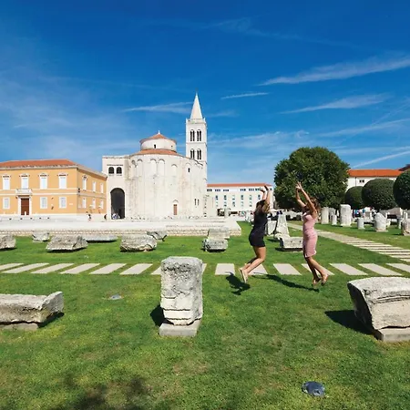 Stunning In * Benkovac