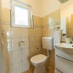 Σπίτι διακοπών Lovely In With Wifi Benkovac