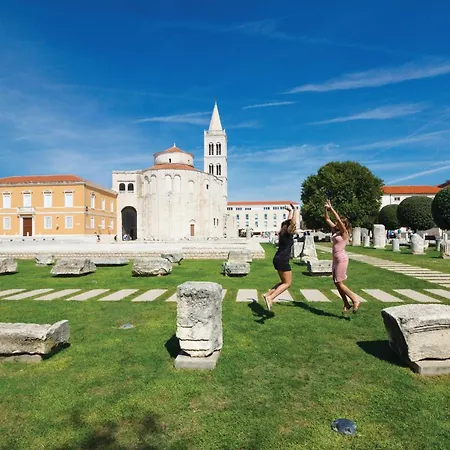Gorgeous In * Benkovac